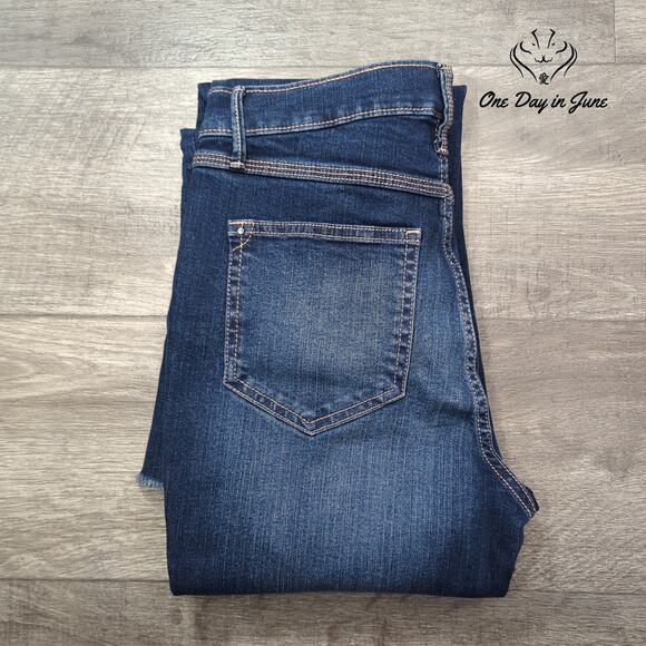 Cupio Boot Cut Jeans Size 8 - Picture 6 of 6